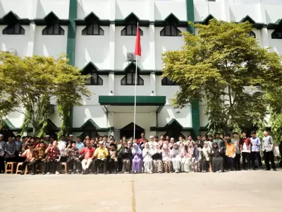Peringatan Hari Kartini di SMP Islam Darussalam